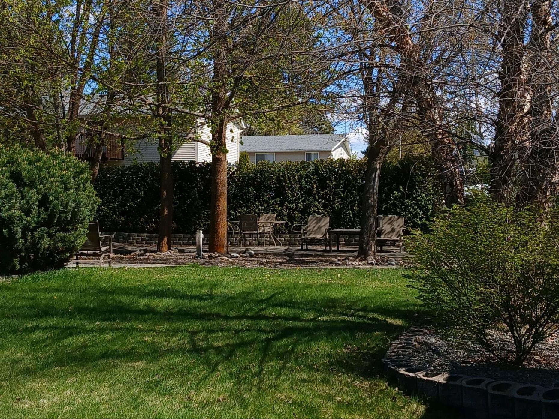 Silver Lakes Hotel